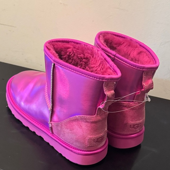 UGG Pink Metallic Ankle Boots - Picture 3 of 14